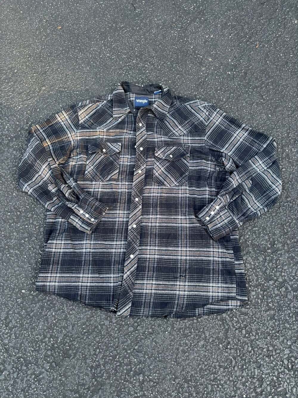 (2)Wrangler Mens Blue and Black Plaid Pearl Snap heavy Flannel size XL - Picture 5 of 10